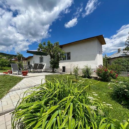 Casuta de vacanta Villa Călimăneşti Exterior foto